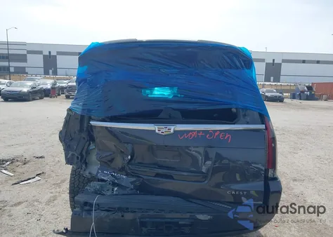 2016 Cadillac Escalade Esv Premium Collection z USA, uszkodzony, nr VIN 1GYS4JKJ4GR344942